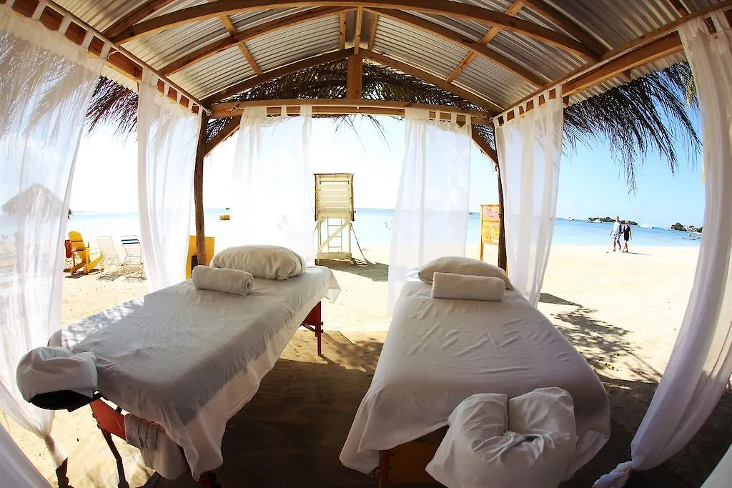 The Boardwalk Village Negril 3*,  Jamaica
